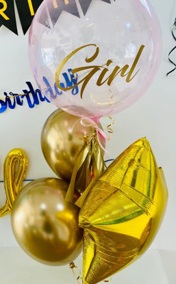 Imagen de Bouquet girl dorada 1 globo burbuja rosa 18” + 2 globos chrome dorados + 1 Estrella dorada 18” + frase GIRL
