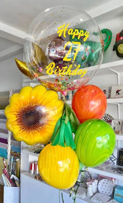 Imagen de Bouquet Girasol 1 burbuja gigante confeti de papel +  1 globo girasol 22”  + 3 globos ágata  + frase personalizada ( personalizado 3 días hábiles anticipación)
